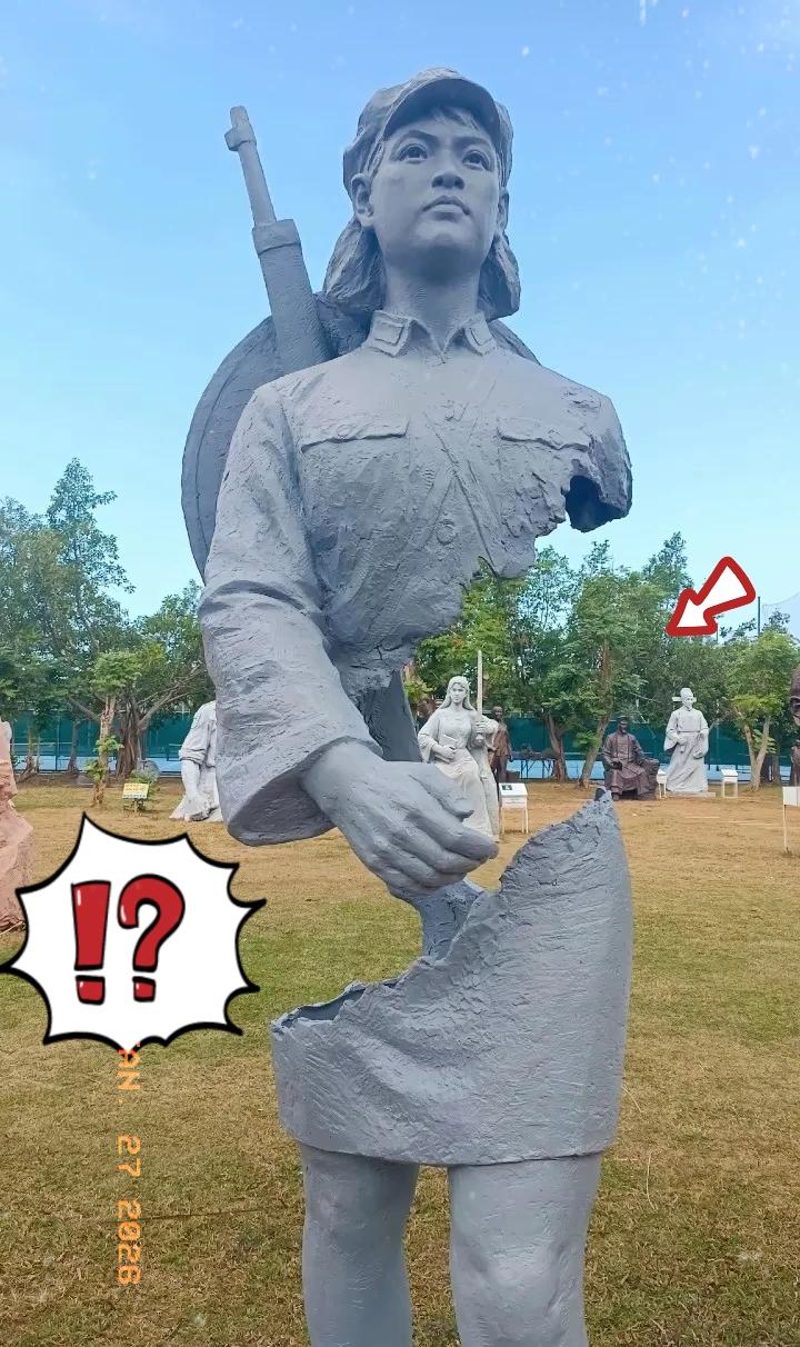 海口白沙门公园里的雕塑作品这个红军女战士雕塑设计的有问题吧？咱就说这设