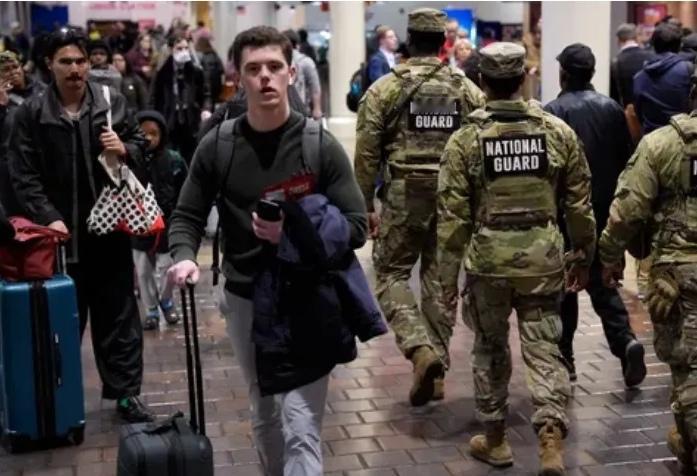 美国的大门彻底关上了。特朗普宣布三个重大决定：一、美国不接纳第三世界国家的人。