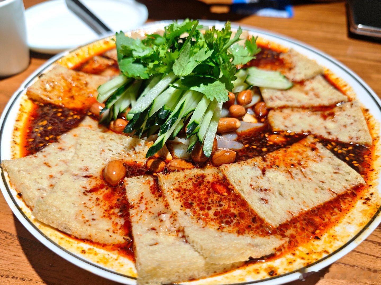 生活手记午饭吃了鸽子，好香，虽然图片没有拍