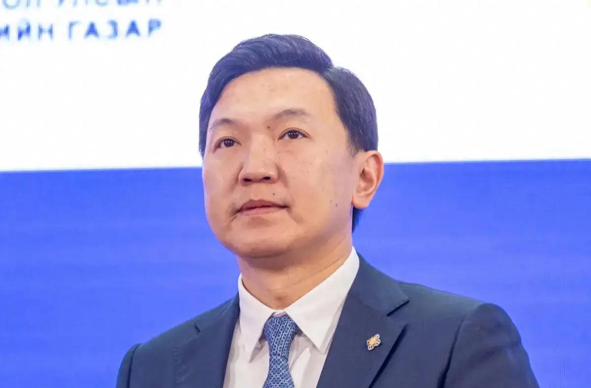 环球网8月9日报道2026年8月6日，蒙古国新任总理乌其尔勒签署了一道措辞强