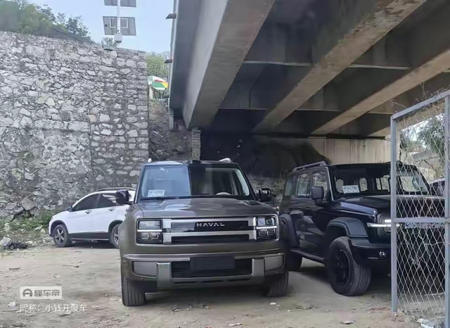 老百姓眼中的国产车:1、吉利→扎实似大众2、长安→舒适似日产3、红旗→豪华似奔驰4、坦克→硬核似Je