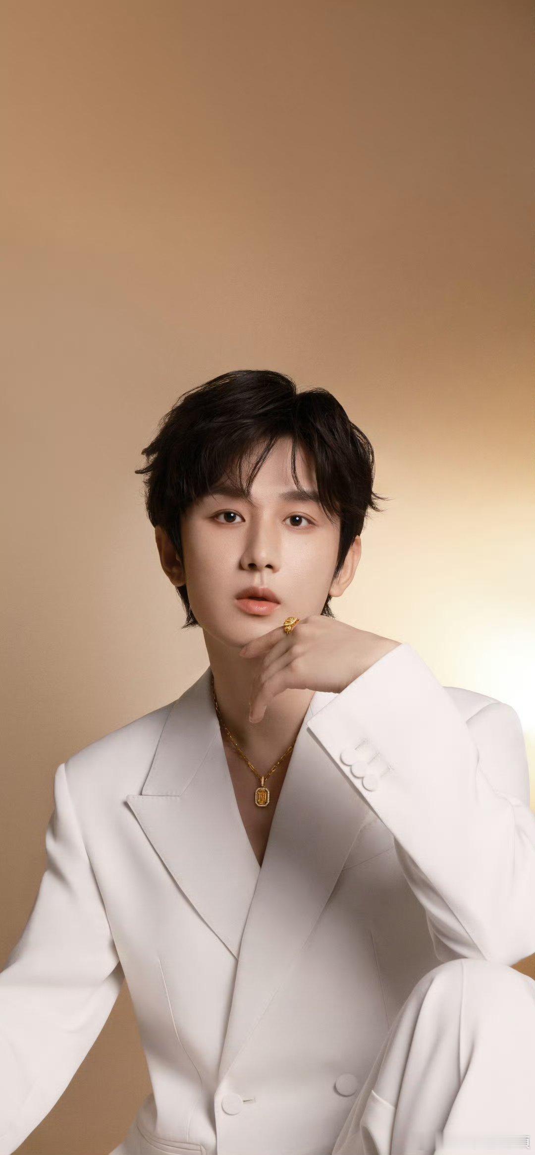 C成毅赴山海cy成毅你是我的乍见之欢，你是我的眼神所向，你是我的温柔的归宿，你是