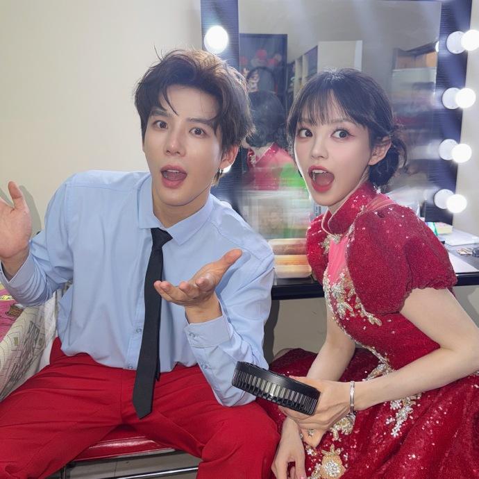 竹马也是合照上了！！