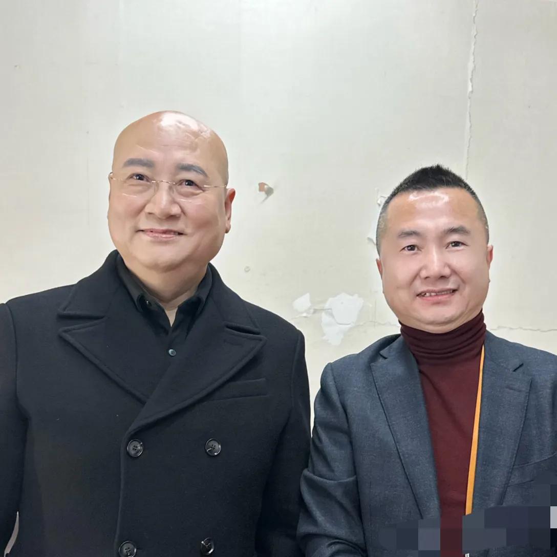 我有种强烈的预感！迟重瑞这个光头可能要留一辈子了，不是因为他不喜欢头发，而是