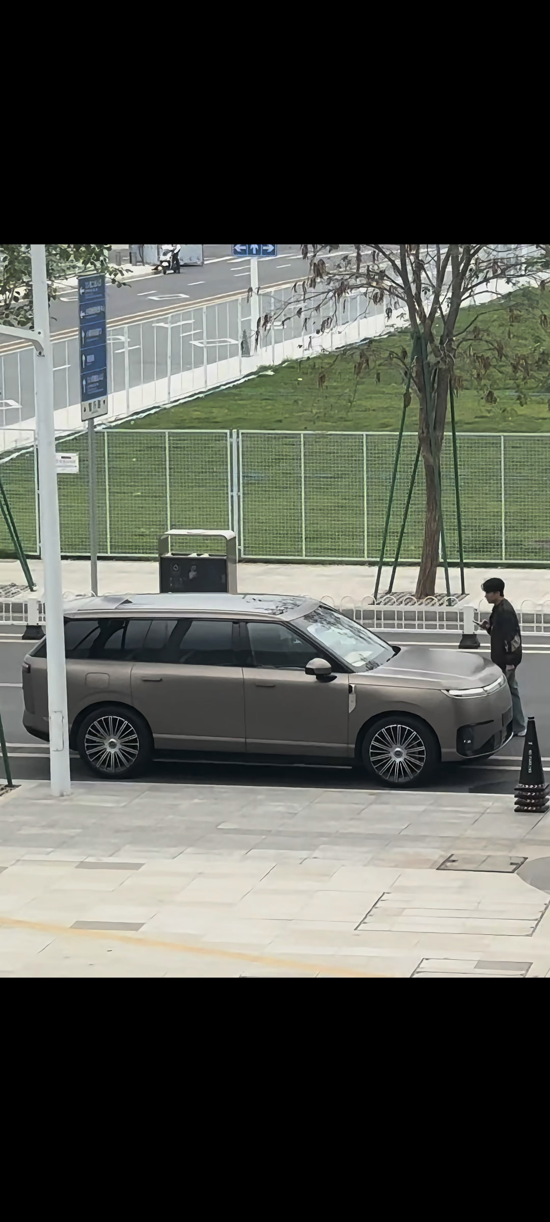 最近关于小鹏GX的新料可以说是越来越密了。