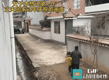 哈哈哈哈完整版才是灵魂！妈妈一出来问：“是你点的？”小孩一脸认真：“狗点的！