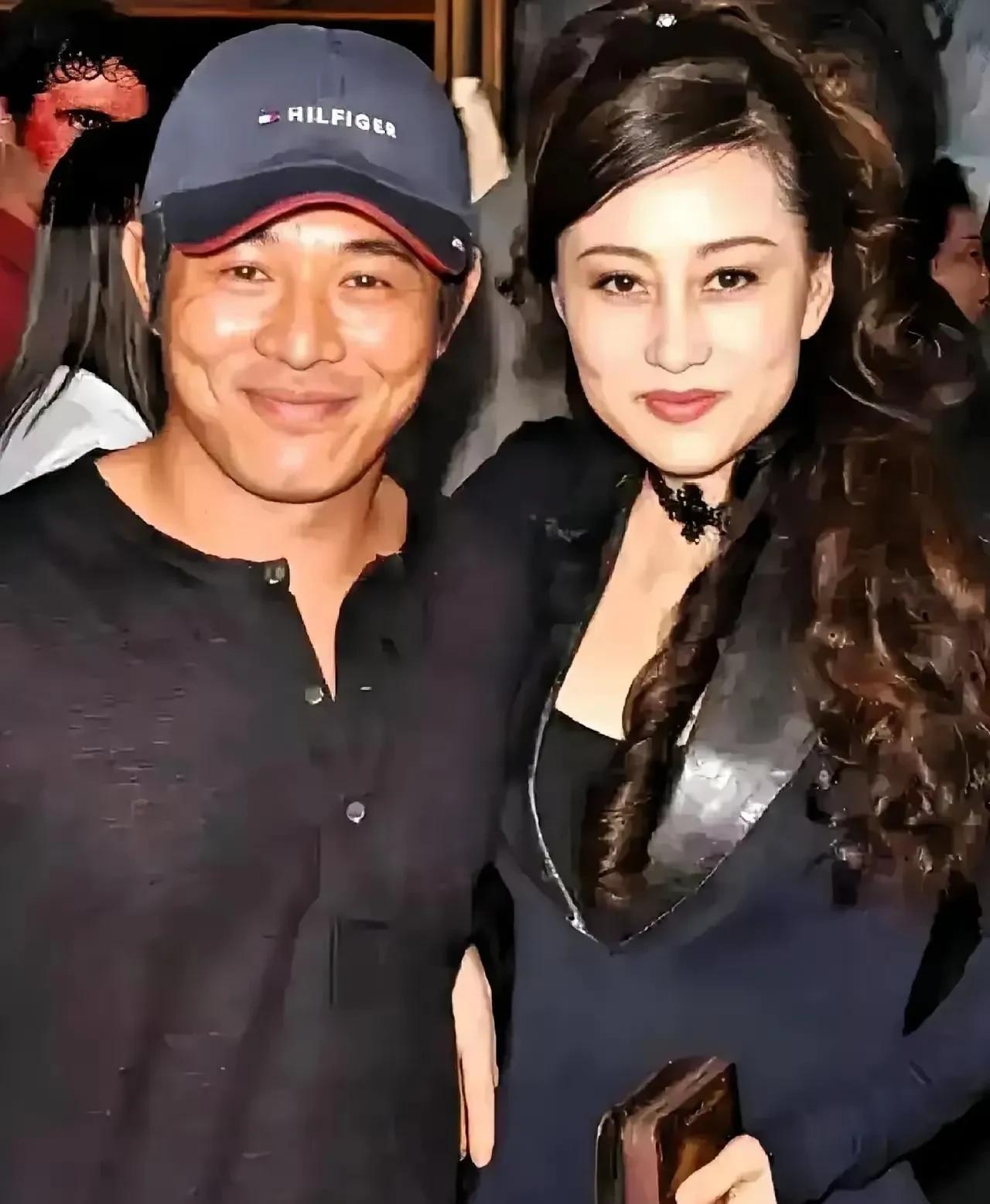 这就是娶漂亮老婆的下场这家伙这段期间在做手术，说是心脏还是哪里出了问题？才64