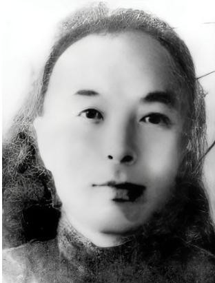 1946年，抗联将领李兆麟赴年轻女子家做客，喝茶后觉苦涩，警觉道，“这茶不对劲！