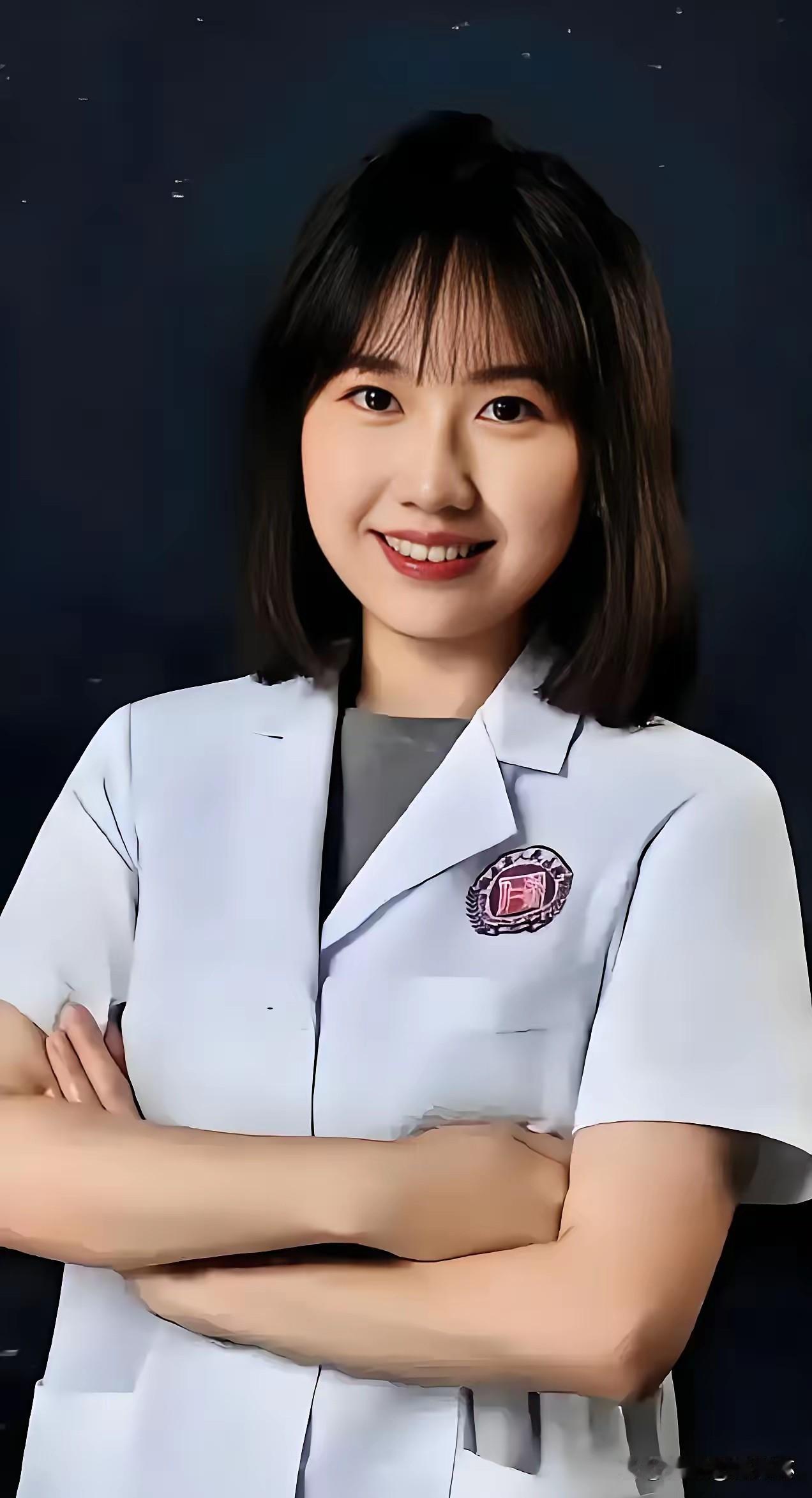 曾医生官宣重返眼科岗位，患者的光明希望回来了✨刷到曾医生要重新回医院坐诊的