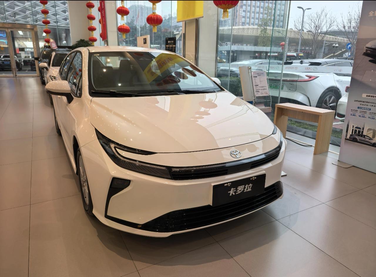 看卡罗拉如何化解“年底三大难”📣让你的钱包，后备箱和面子， 通通支棱起来！