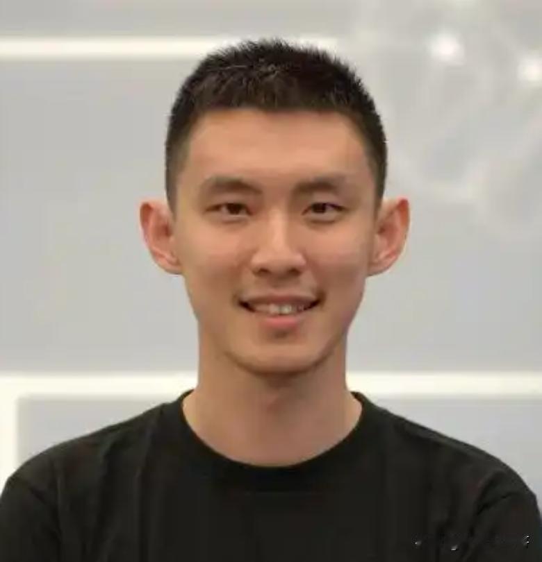 范浩强，国际奥赛金牌世界第二，清华姚班天才，计算机顶会竞赛世界第一，小学刚毕业时