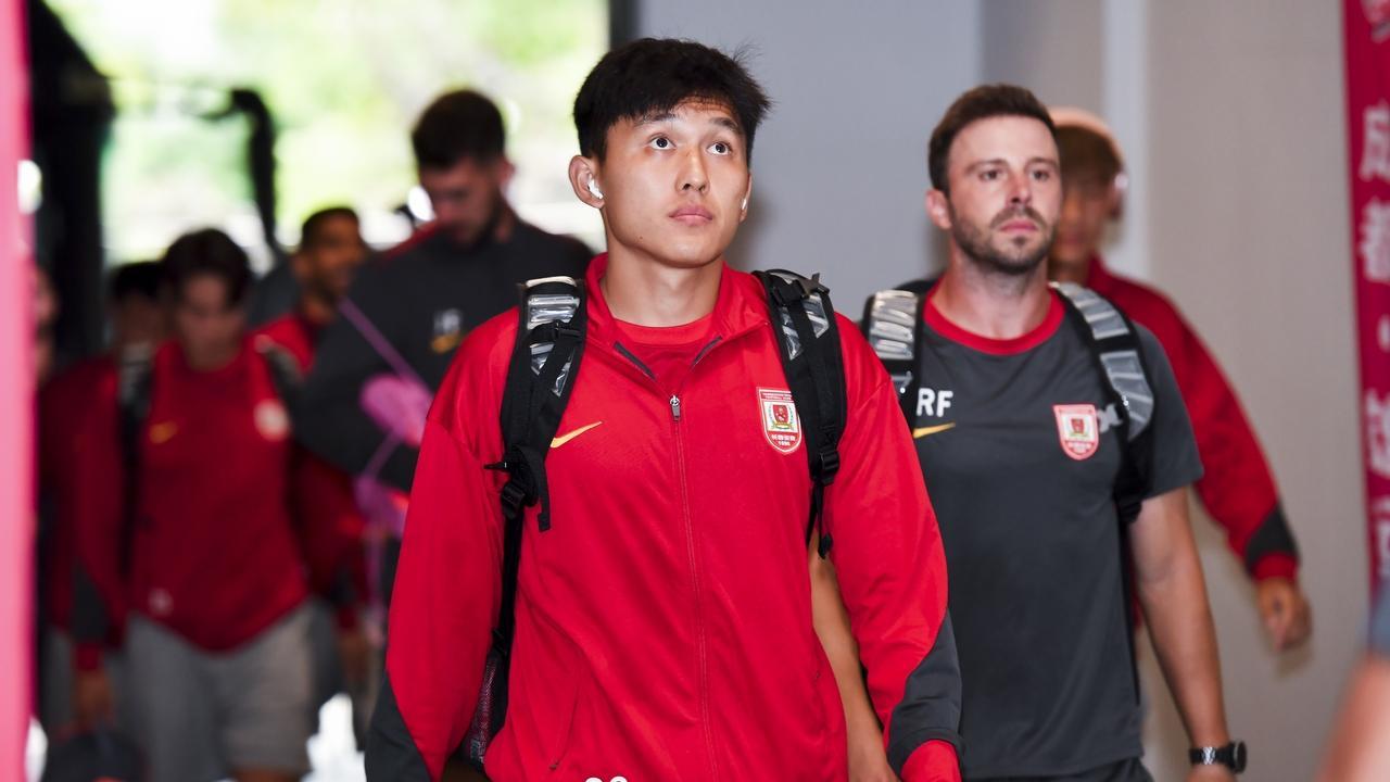 北京国安冬窗引援争议：0球0助攻‘水货’王禹引球迷不满