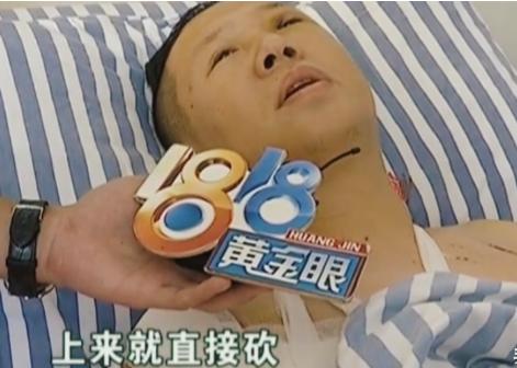 “恶人自有恶人磨”！2017年，杭州萧山，一名男子在KTV内强迫女服务员给自己提