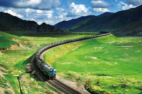 青藏铁路, 坐着火车回到拉萨