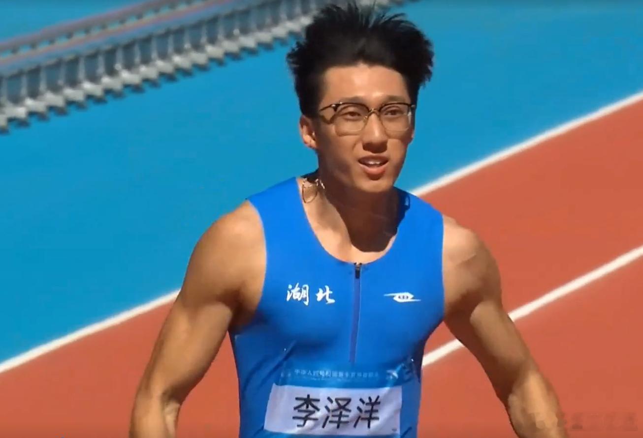 全运田径男子百米预赛冷门狂爆年度国内十强竟然淘汰五人谢震业险出局眼镜飞人创造