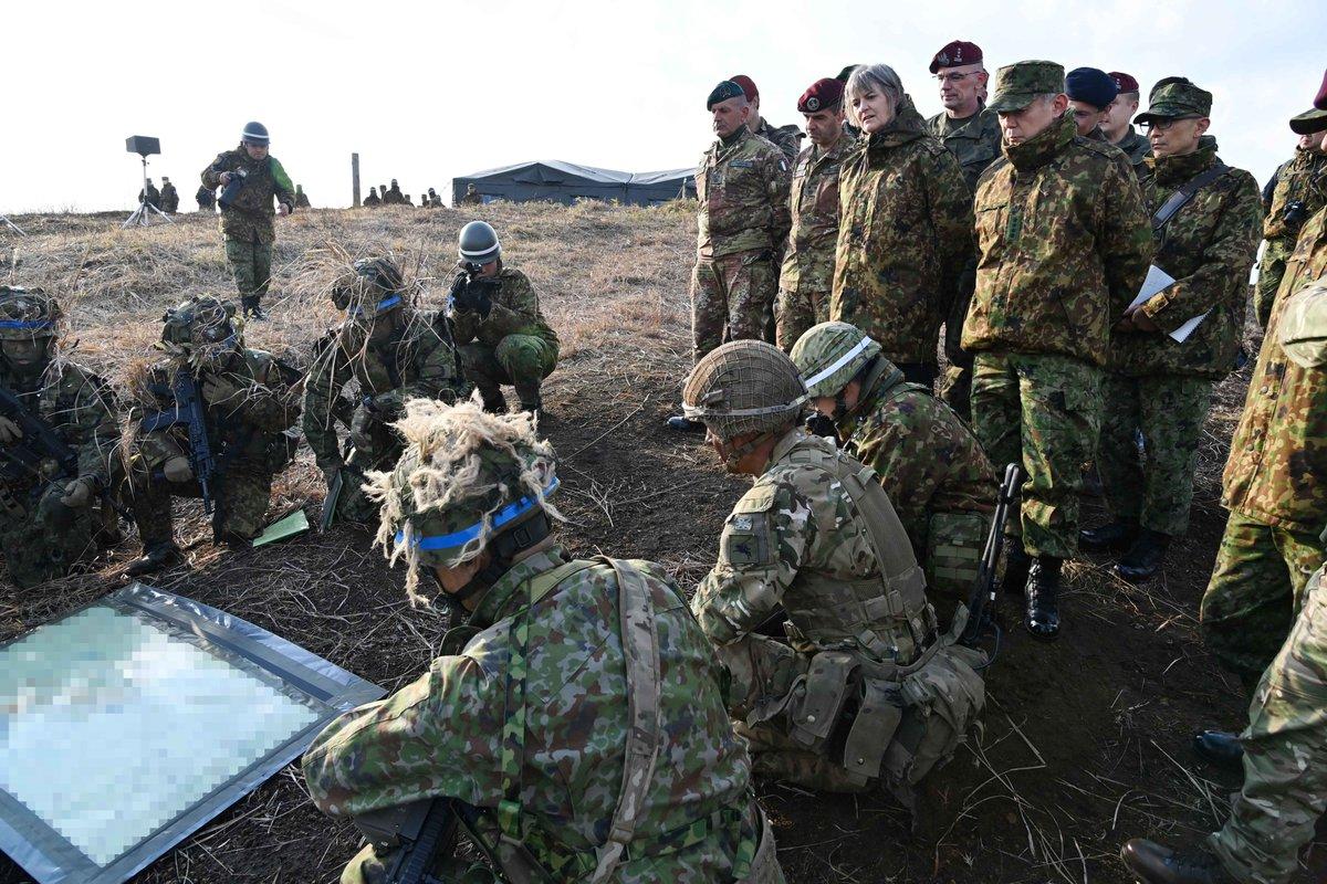 当地时间2025年12月3日，日本方面紧急报道了，日本首相高市早苗的最新表态，高