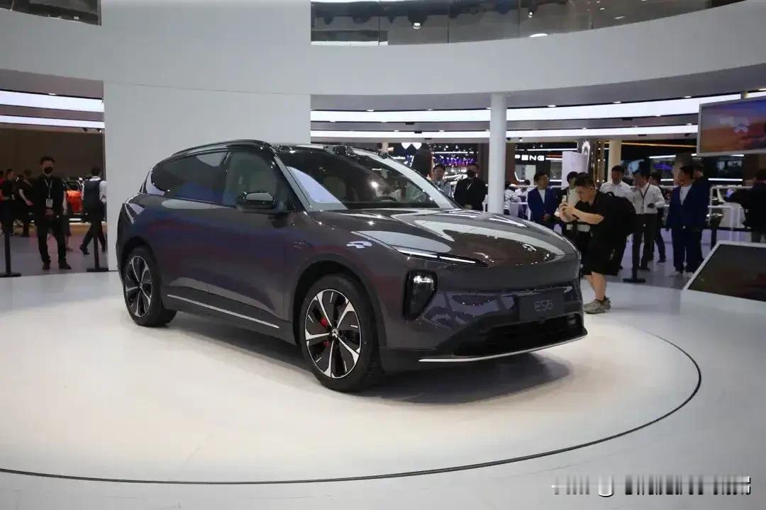 中国主要国企车企最新排名：第一名：一汽集团第二名：东风汽车第三名：上汽集团