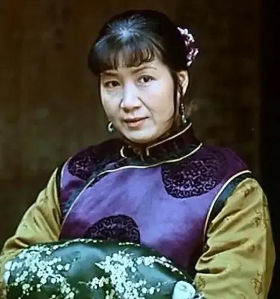 1990年，张艺谋筹拍《大红灯笼高高挂》时，曹翠芬来面试，张艺谋看到她直接拒绝了