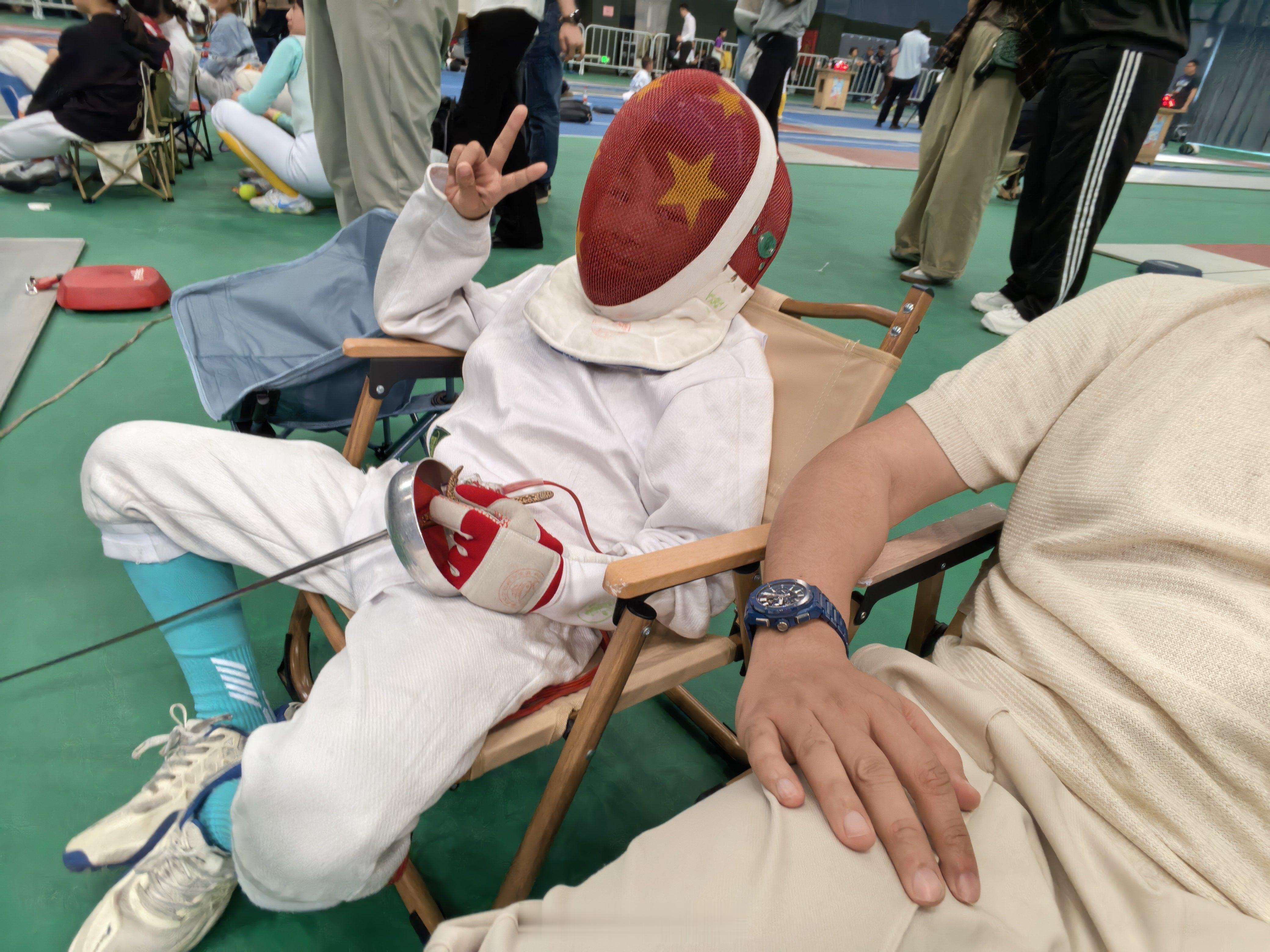 跟大家求教个育儿问题：我儿子8岁，好胜心特别强，但是又玻璃心，碰到做不出来的题，