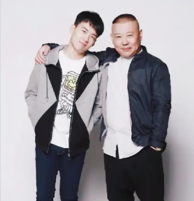 家家有本难念的经，郭德纲也没逃过。大儿子拼了命减肥，从200斤干到标准身材，