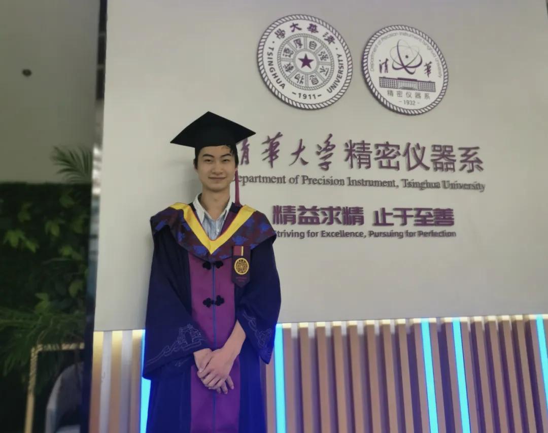 万万没想到！当年那个让全国抹泪的"清华贫困生"庞众望，如今竟成了老美最头疼的硬茬