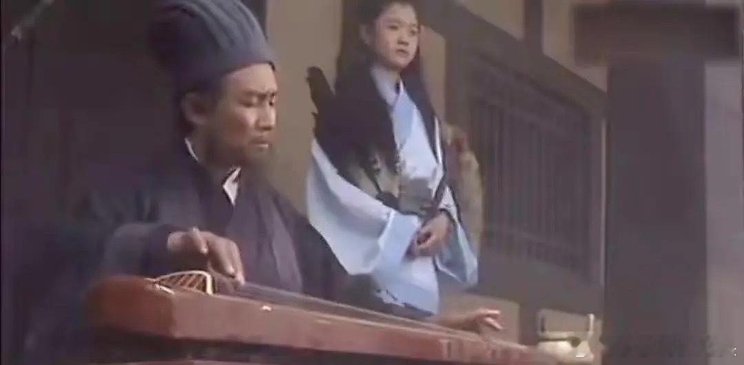 下午2:22，A股午后瞬间翻红又翻绿，接下来怎么看？现在是下午的2:22，截至