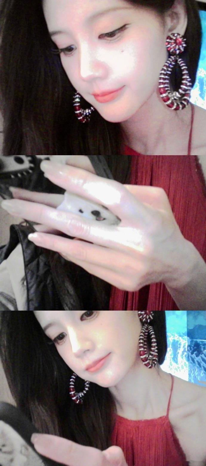 李一桐刚洗出来的胶片李一桐开工胶片照李一桐的开工胶片照也太绝了！刚洗出来的照片