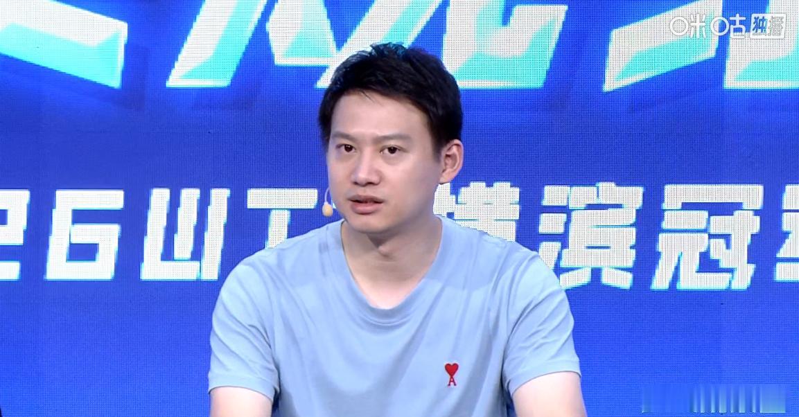 周启豪为何1-3输给松岛辉空，赛后周雨一针见血说出关键点，他说，启豪的长球