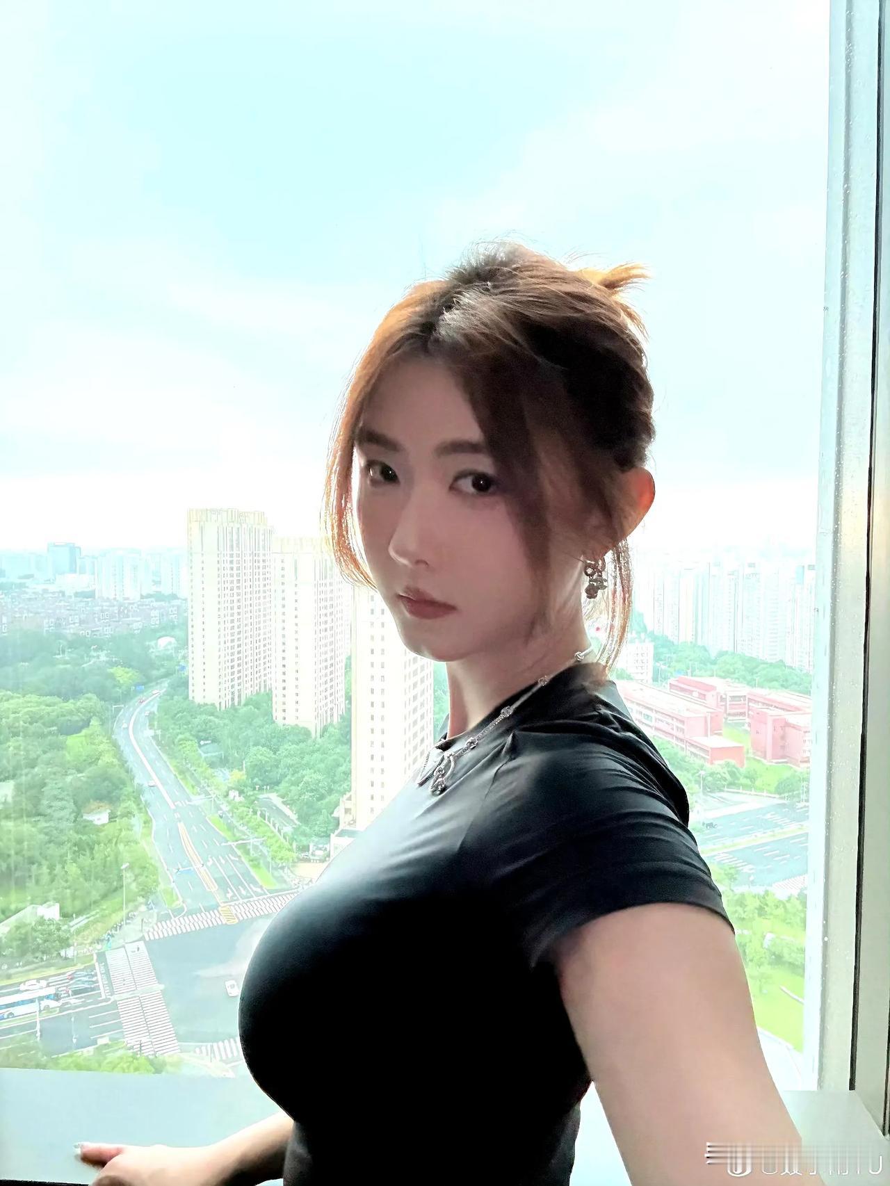 聂小雨确实越来越大了​