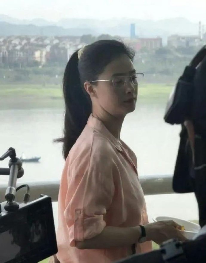 42岁的蒋欣根本看不出真实年龄，说三十岁都有人信吧​​​