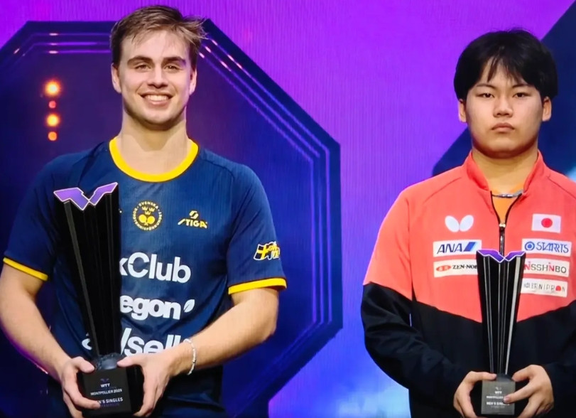 人类的悲喜并不相通又上演了！这一幕真是似曾相识呀！上一站伦敦球星挑战赛，领奖