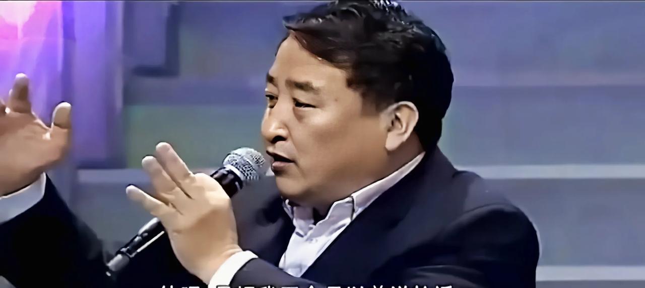 误会了，姜昆同志出面澄清，相声界没有人说郭德纲一直以来民间有一种传闻，说郭德纲