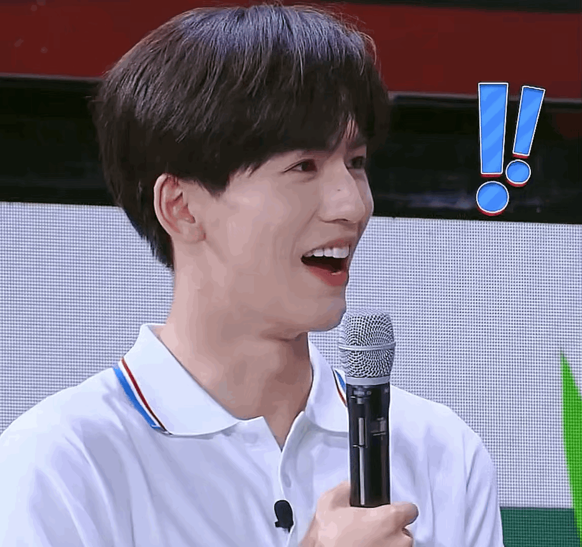 张凌赫宋威龙大笑动态生图对比，看来还是宋威龙颜值更能打。