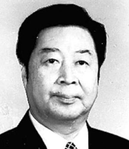 1990年，湖南省委副书记家中被盗，窃贼只带走了4000元现金和两条香烟，警方的