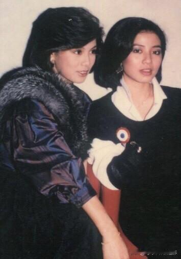 翁美玲&钟楚红美人同框📽️完全没有争奇斗艳的紧张感，只有满屏快要溢出来的生动与