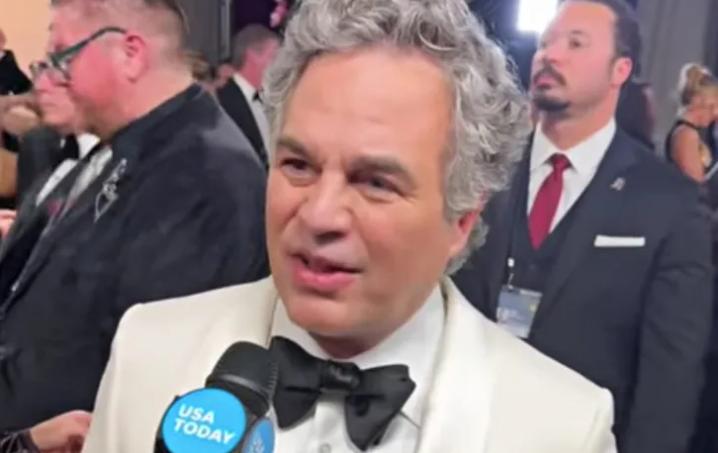 金球奖上，好莱坞明星发声抗议ICE金球奖颁奖典礼上，好莱坞一些名人借此平台抗