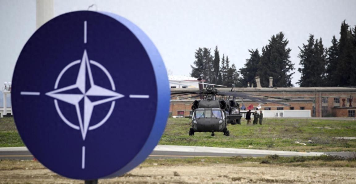 3月12日晚，波兰总统纳夫罗茨基突然全国电视讲话，拒签欧盟“欧洲安全行动”