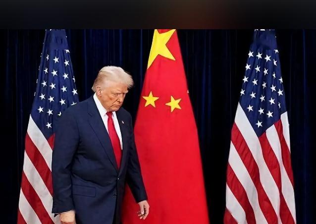 美国疯狂围堵中国，是因为害怕解放军的导弹打到夏威夷？错了，真相是，美国比谁都清楚