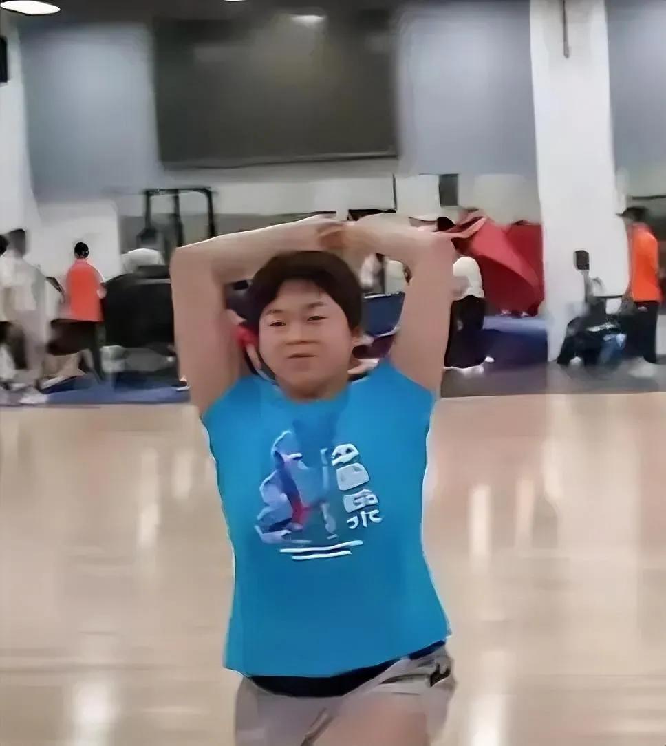 全红婵缺席世锦赛，很多人苛责她胖了，却没有人知道，婵宝胖了。不是因
