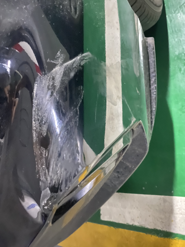 雅阁11代半提车一个月停在停车场被剐蹭怎么处理第一次遇到这样的情况