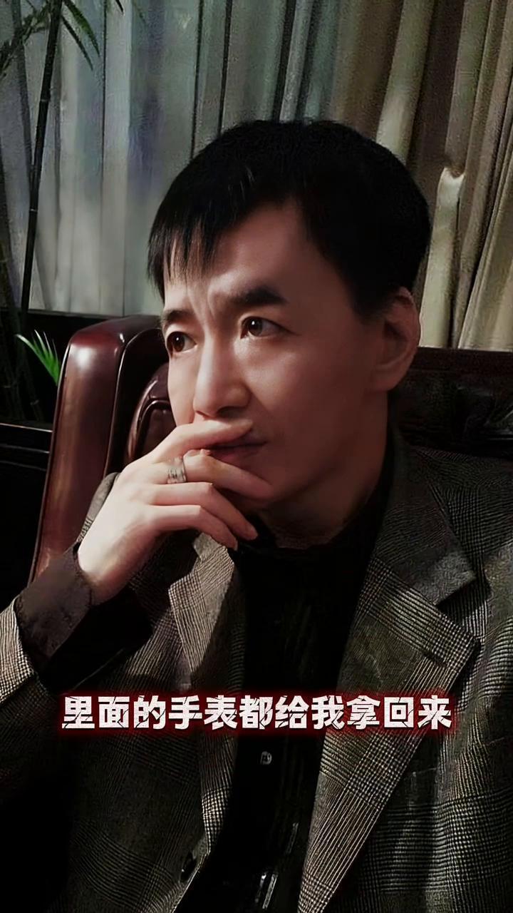 传奇人物加代第十一集。在1990年那会，夹带跑到深圳做起了手表生意。他从广州老
