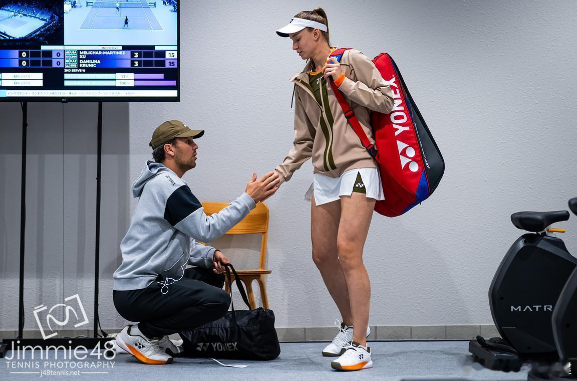 武科夫回归后，莱巴金娜7胜TOP10!总决赛八娇对TOP2胜率：莱巴金娜11-1