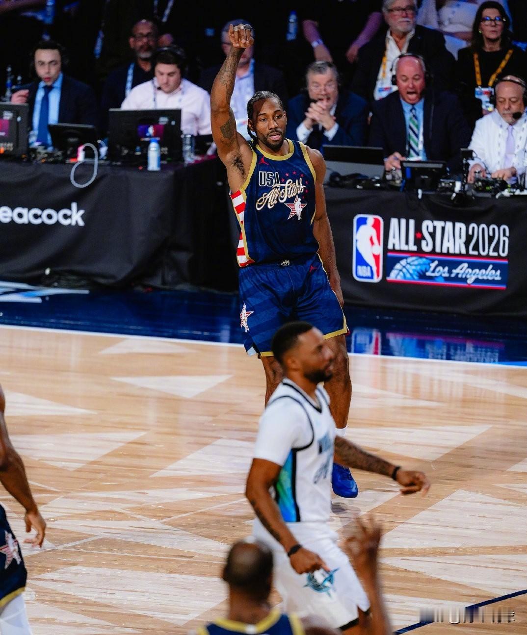 紧张刺激！肖华如愿以偿啊！今天迎来NBA本赛季的全明星正赛，两支美国本土全明