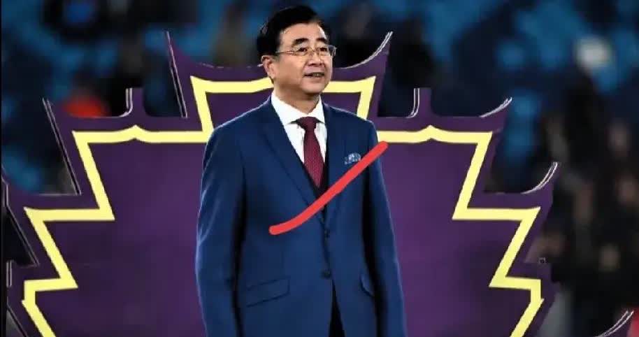 国足为什么停训？立即停薪，再和他们签定合同，必须有一定的制约性，不