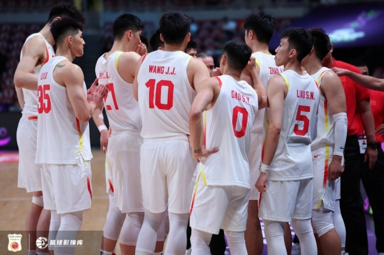 #中国男篮战胜沙特男篮##中国男篮亚洲杯开门红#男篮亚洲杯小组赛首战，中国男篮