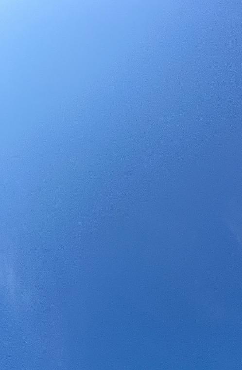 今天是国庆节假期，我家对门邻居家在吵架，一听，是婆婆和儿媳妇吵起来了。出于平常