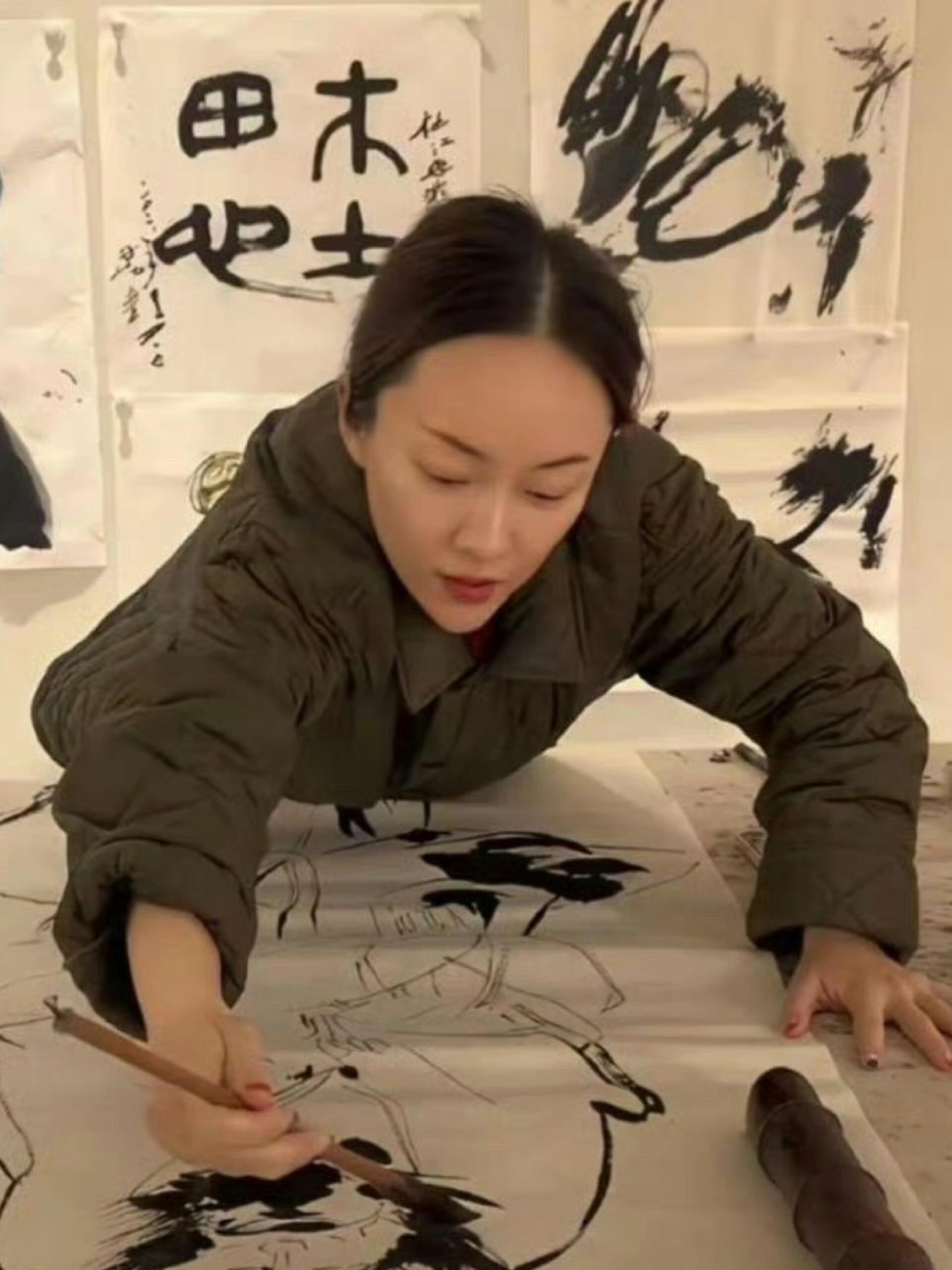 霍思燕你真的没有画画的天赋，别难为自己了……