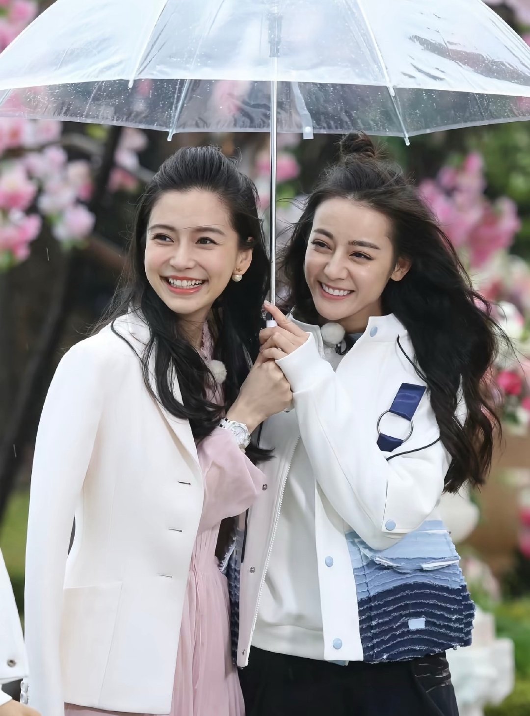 刷到个古早帖子：baby发博配文“秒胖”，网友解读为“秒杀胖迪”，然后baby还