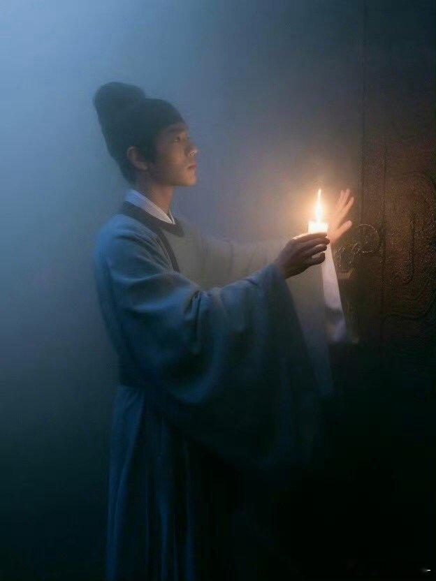 就算这样多雾肖战和鬼还是沾不上边依然仙气飘飘[爱心][爱心]​​​