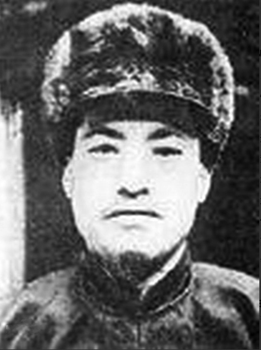 1937年，马家军旅长马禄抓了200红军。副官劝灭口，他却说：“中国人打中国人算